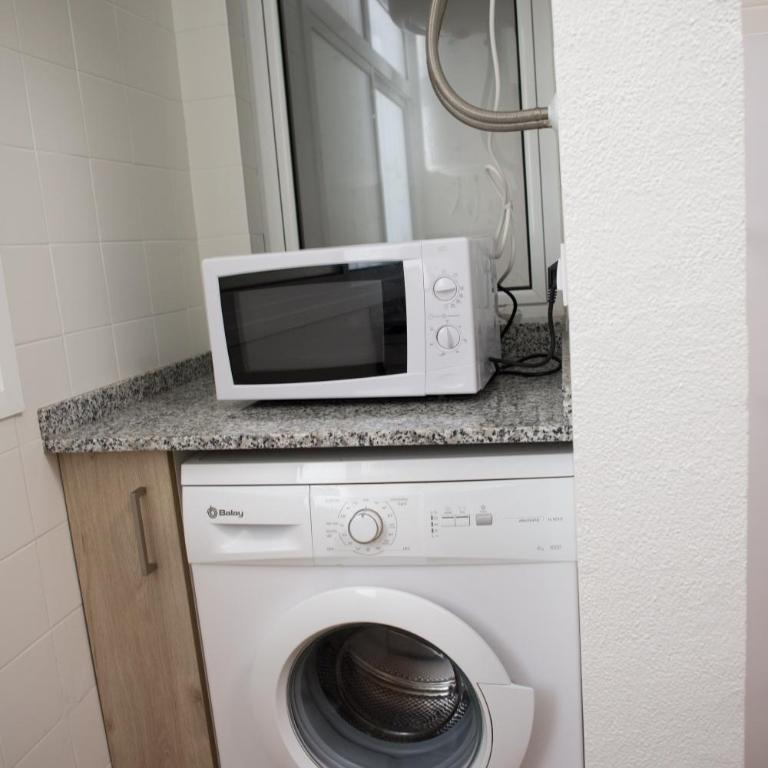 APARTAMENTO - WIFI FREE - PISCINA - 50 M PLAYA - Apartamento - 33