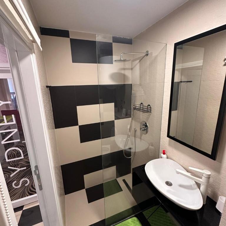 Apartmani natural Jahorina - Two-Bedroom Deluxe Apartment with Balcony - 30