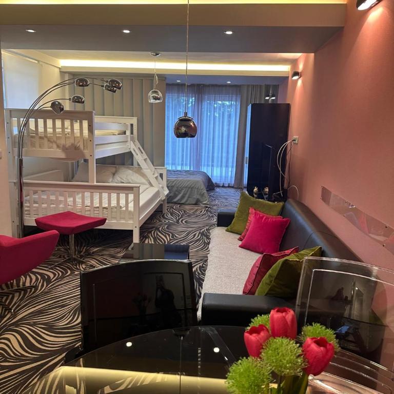 Apartmani natural Jahorina - Two-Bedroom Deluxe Apartment with Balcony - 50