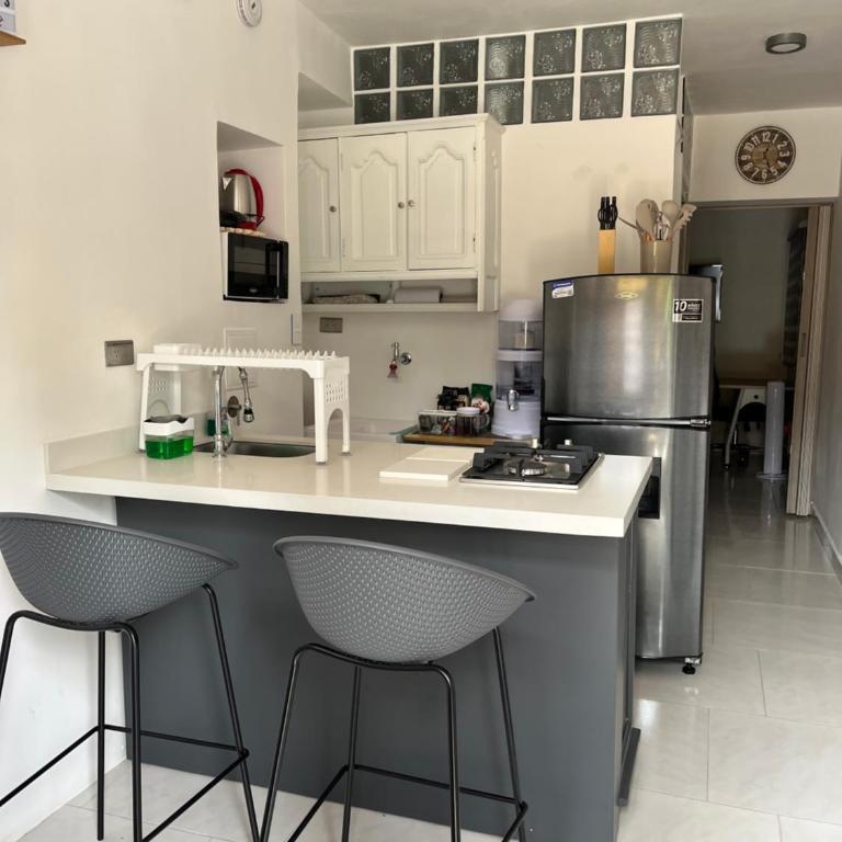 Cómodo, acogedor, bien ubicado Aparta - estudio Estadio- velódromo - laureles - La 70 - One-Bedroom Apartment - 2