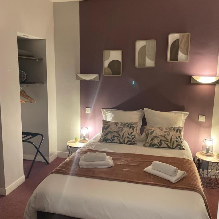Le logis Katia - Chambre Double avec Salle de Bains Privative - 11