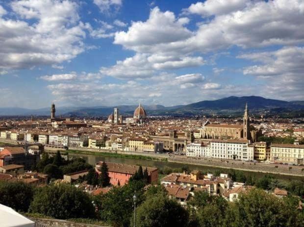 Very Central Apartment 5 mins from Train Station and Duomo - Appartamento con 1 Camera da Letto - 25