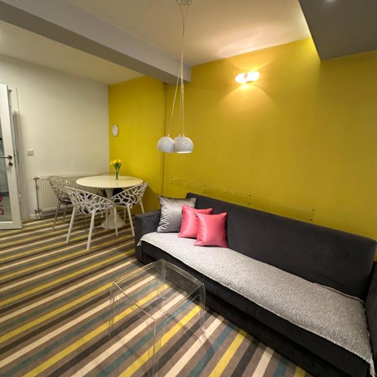 Apartmani natural Jahorina - Two-Bedroom Deluxe Apartment with Balcony - 19