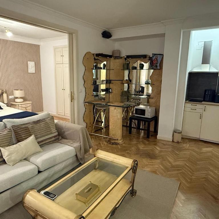 Apartamento Centrico - One-Bedroom Apartment - 3