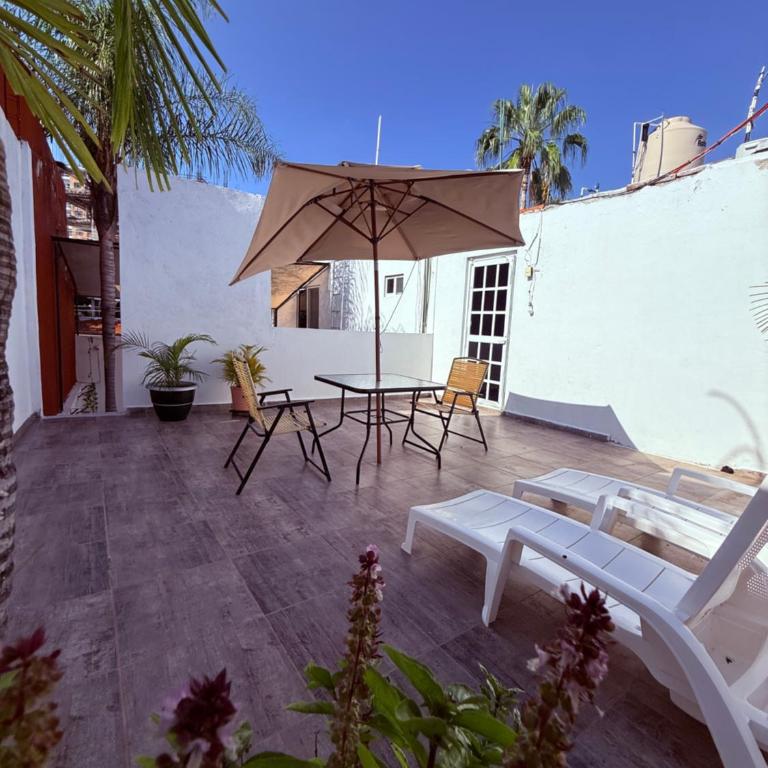 Sabalo's Hausen - Double Room with Patio - 14