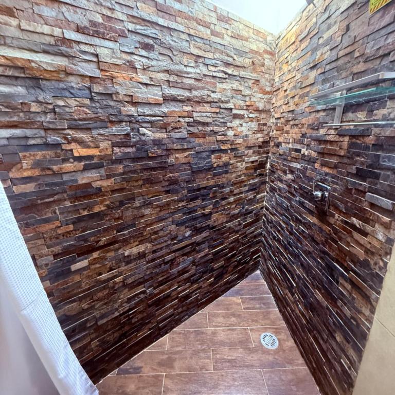 Sabalo's Hausen - Double Room with Private Bathroom - 18