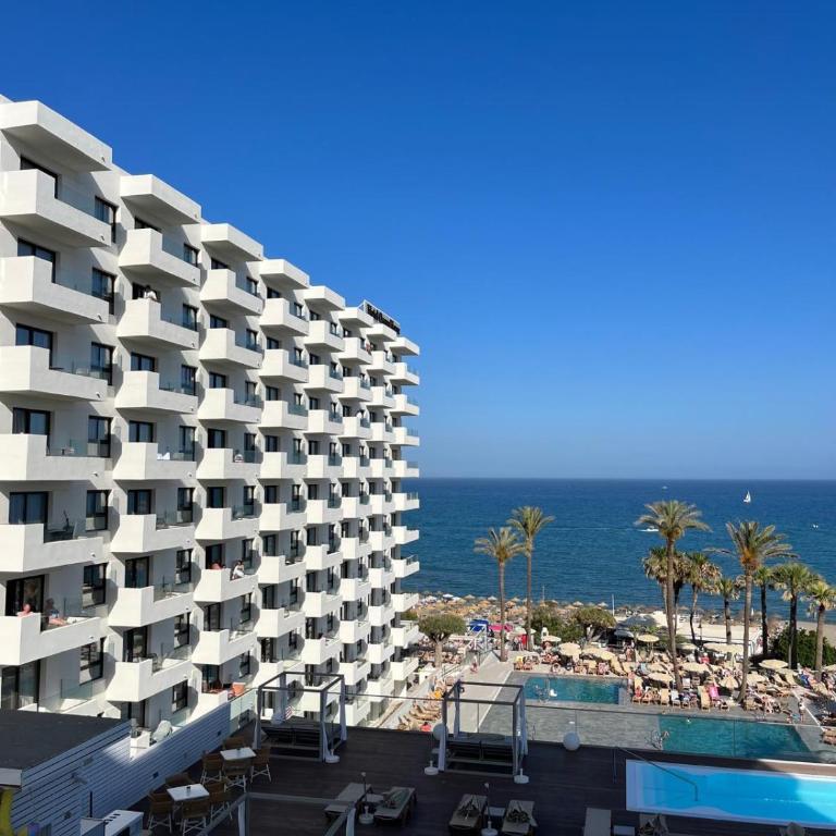WintowinRentals Newly Renovated Private Suite Beachfront & Steps to the Marina - Apartamento de 1 dormitorio - 1