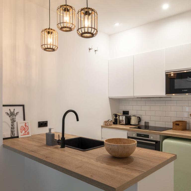 El Niu Apartamentos con terraza Camp Nou - Apartamento de 1 dormitorio con jardín - 10