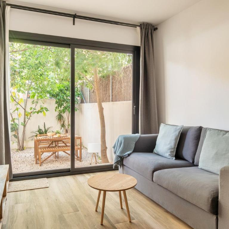 El Niu Apartamentos con terraza Camp Nou - Apartamento de 1 dormitorio con jardín - 12