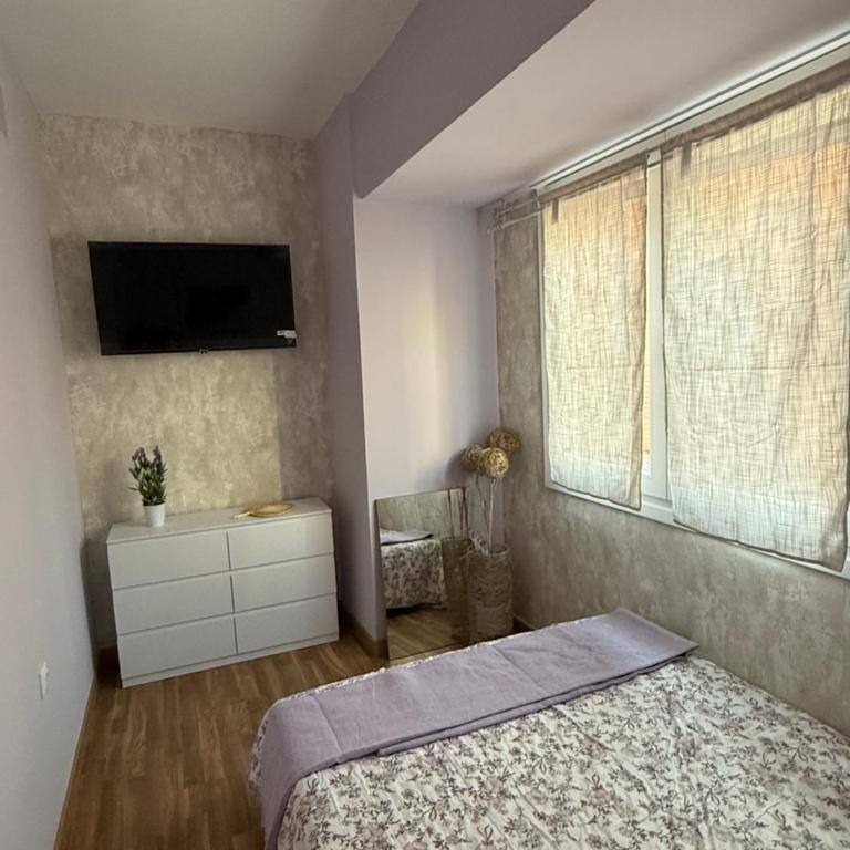 Duplex Ático con terraza y BBQ - Apartamento de 2 dormitorios con balcón y terraza - 9