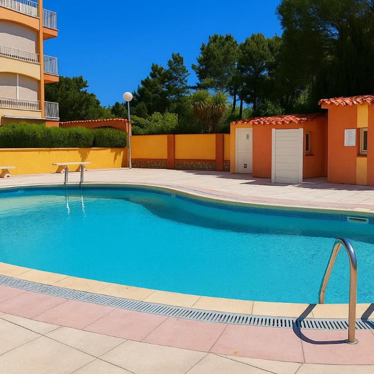 joli studio cabine 4 personnes à 300 m de la plage - Apartment mit 1 Schlafzimmer - 12