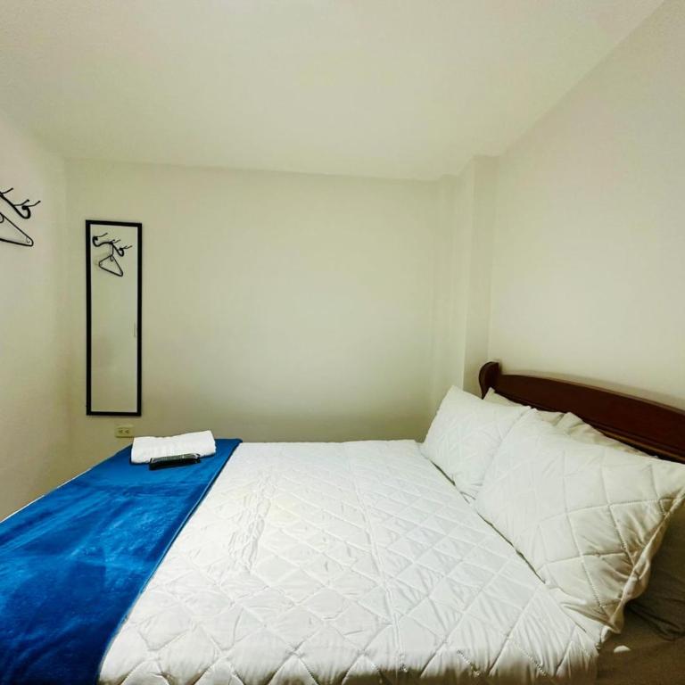 Hotel Jardin de Rosas - Double Room with Private Bathroom - 4