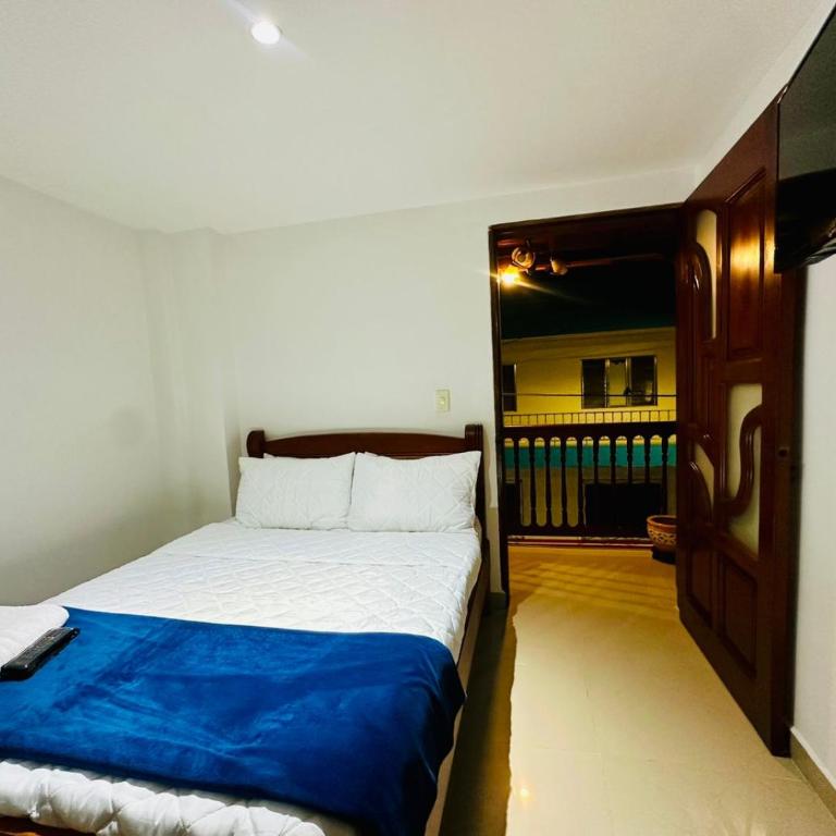 Hotel Jardin de Rosas - Double Room with Private Bathroom - 6