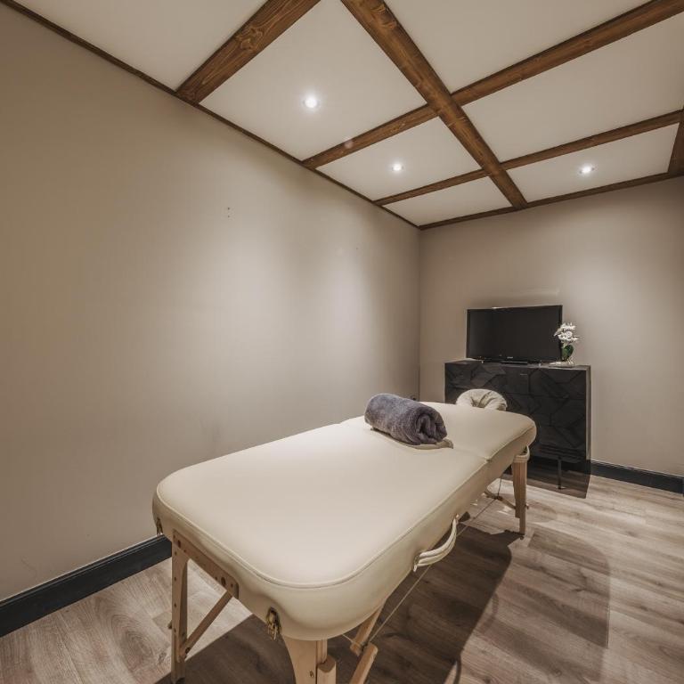 Chalet Artic - 5 bedrooms - Bed&Breakfast - Courchevel 1550 - Chalet - 16
