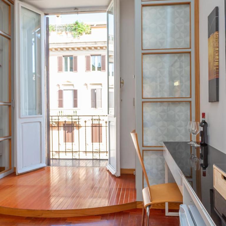 Easybnb - Dea Roma - Junior Suite with Balcony - 4