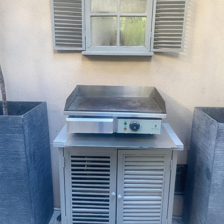 Appartment with private garden in city center Nice - Appartement 2 Chambres - 28