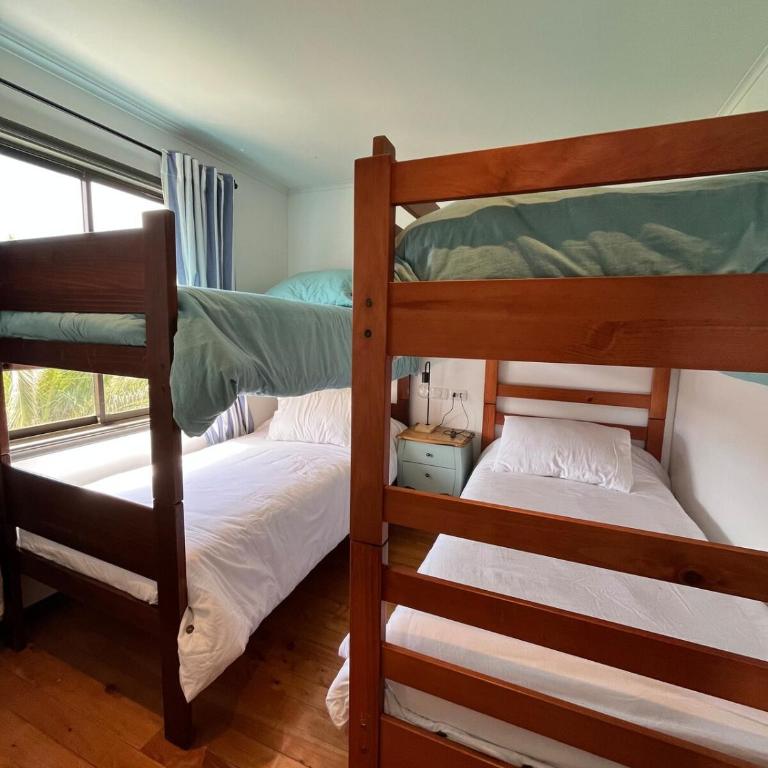Casa en Laguna de Zapallar a pasos de la playa, recién remodelada - Three-Bedroom Home - 11