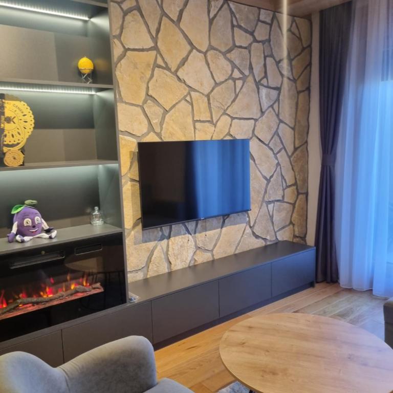 Royal Garden Centar apartmani - One-Bedroom Apartment - 9