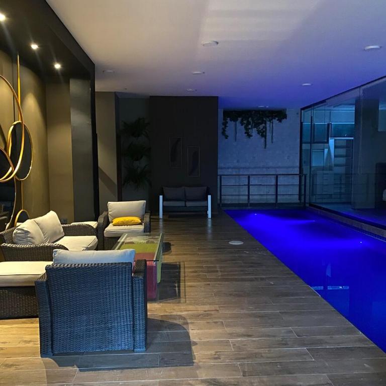 House with a private pool in Bosque Norte - Three-Bedroom House - 1