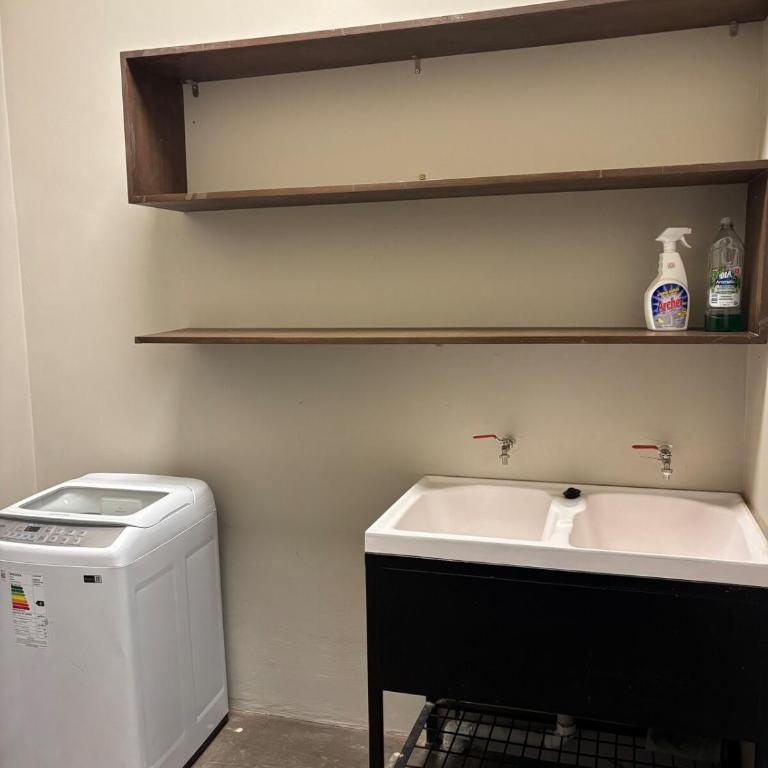 House with a private pool in Bosque Norte - Three-Bedroom House - 24