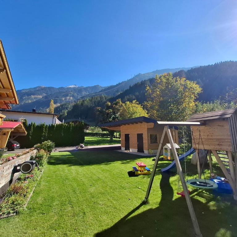 Apart Herzstück - Apartment mit 2 Schlafzimmern und Balkon - 2