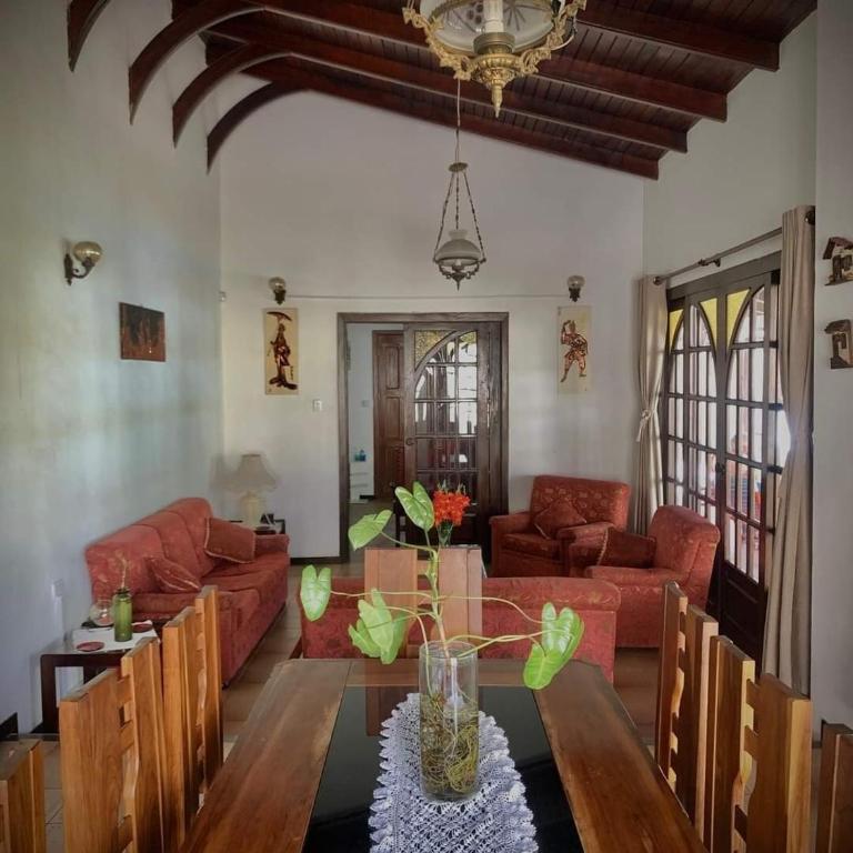 La Casa de Don Lucho - Santa Cruz - Three-Bedroom House - 26