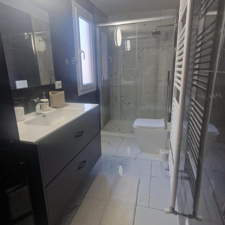 Casa Hanna Garden - Appartamento con 2 Camere da Letto e Terrazza - 34