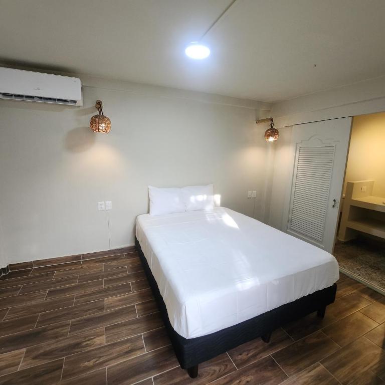 MK Hotel Beach - Two-Bedroom Standard Apartment - 37