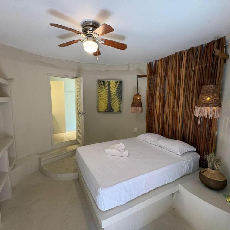 MK Hotel Beach - Double Room with Pool View - 6