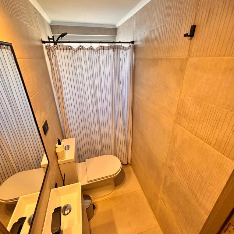 Spectacular oceanfront view for 8 people - Three-Bedroom Apartment - 4