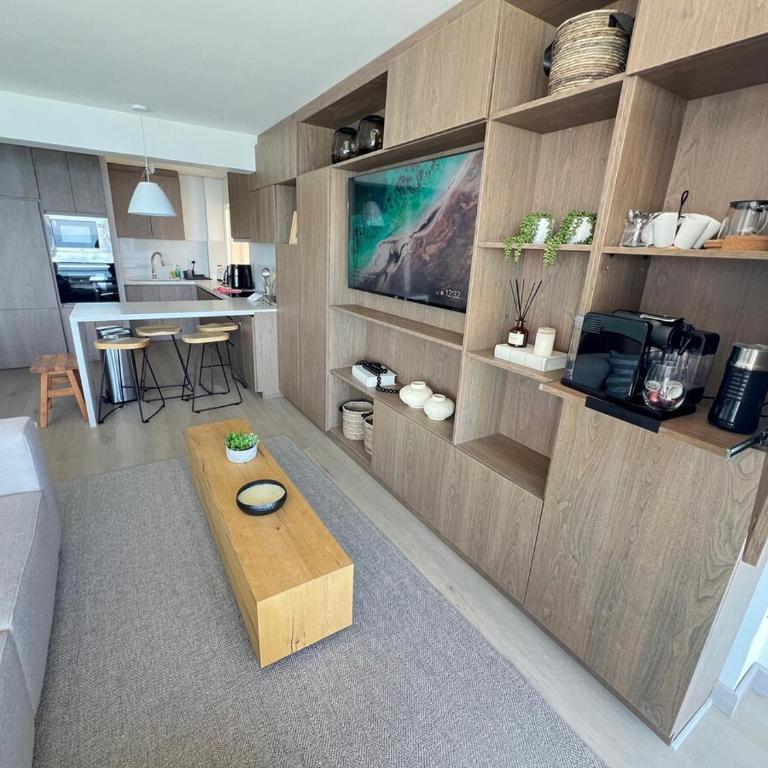 Spectacular oceanfront view for 8 people - Three-Bedroom Apartment - 16