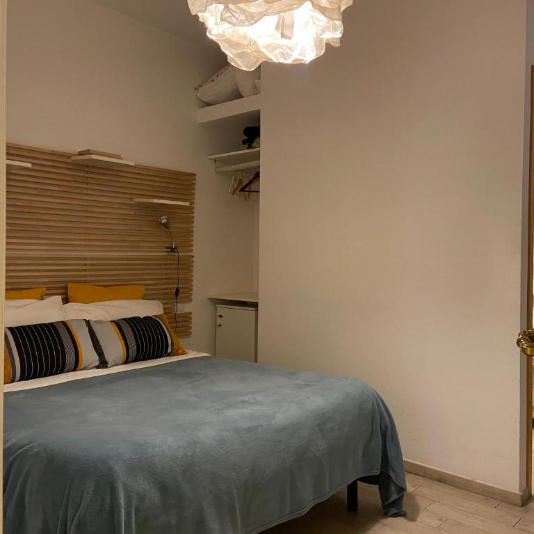 Room of Arts - Camera Matrimoniale con Bagno Privato - 13