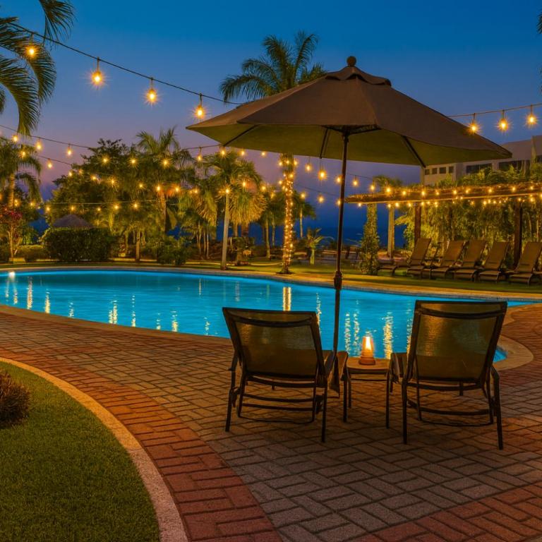 Family Home close to the Beach, Vidanta, Aqua Adventures with Pool & Parking - Apartamento de 3 dormitorios - 2
