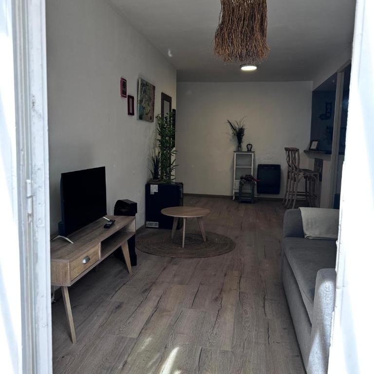 Luminoso PH en Pasaje Lemos - Apartamento de 1 dormitorio - 2
