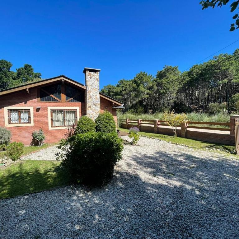 Alma del Bosque PILETA E HIDROMASAJES Semiclimatizados - Casa de 2 dormitorios - 69