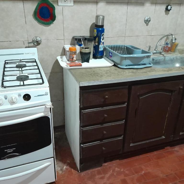 martin house - Three-Bedroom House - 14