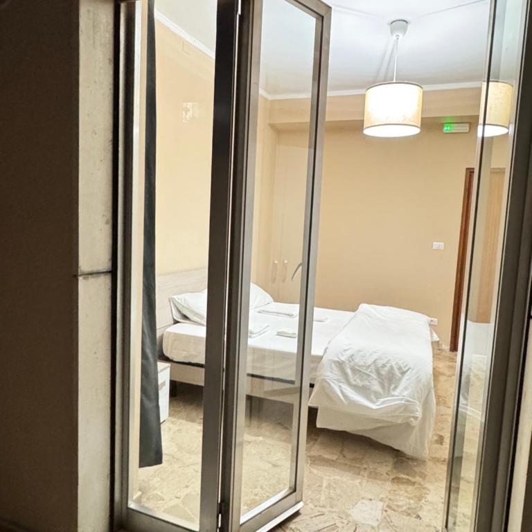 Urban stay - Double Room with Terrace - 10