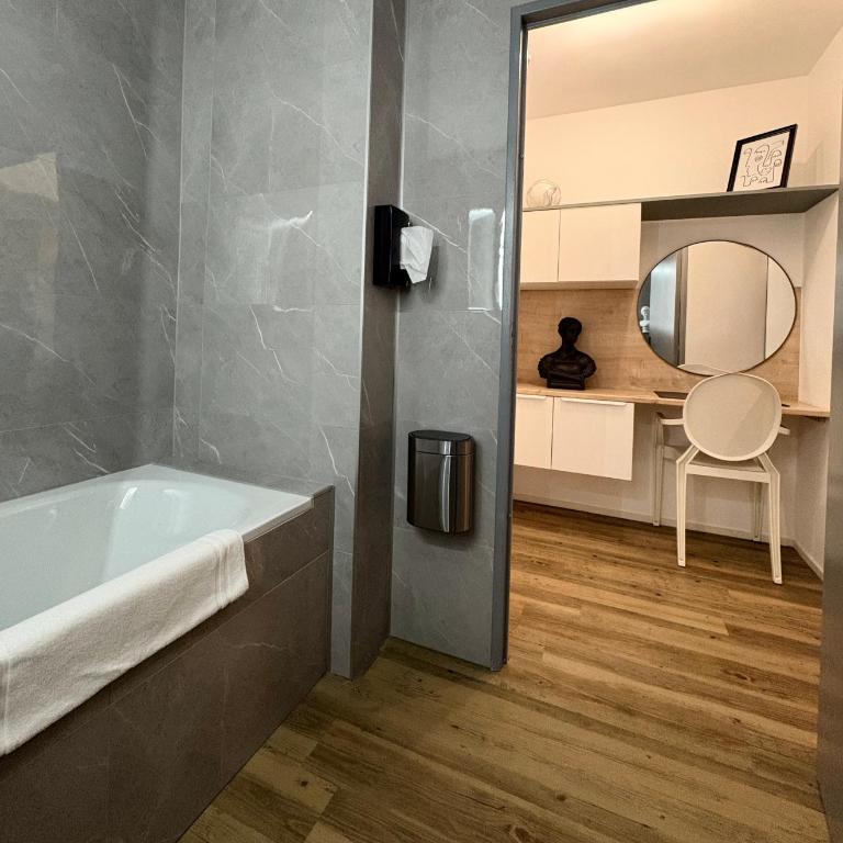 Studio Galerie 466 L'art de vivre à Metz - One-Bedroom Apartment - 13
