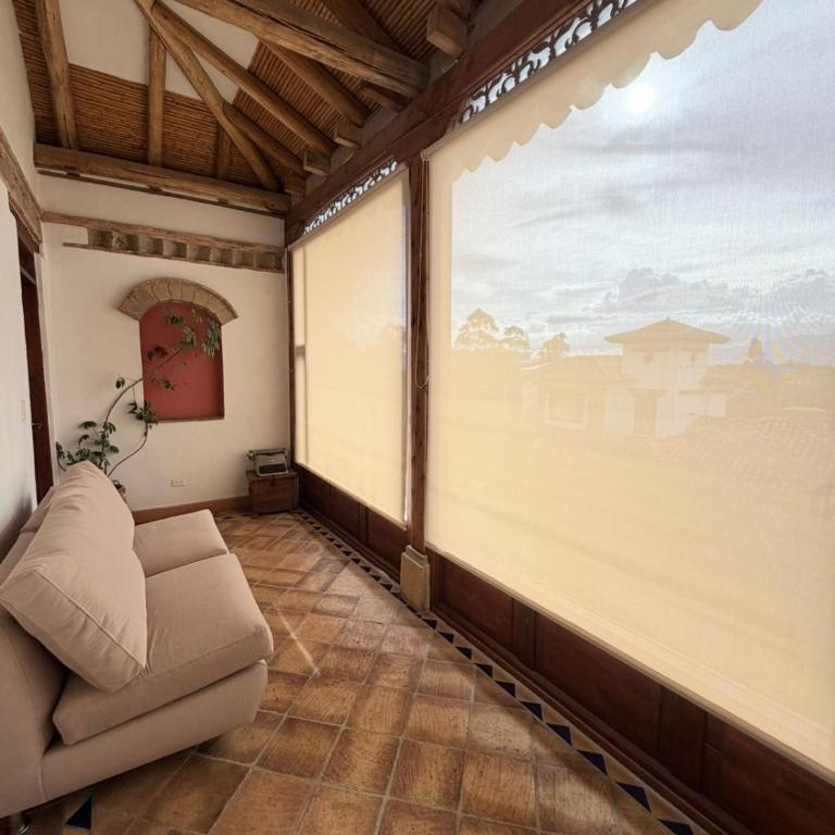 La Casa Colonial - Three-Bedroom House - 31