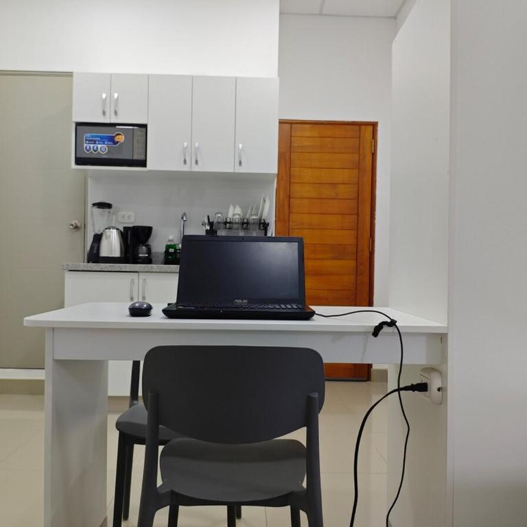 Room with private entrance in downtown Piura - Apartamento de 1 dormitorio - 15