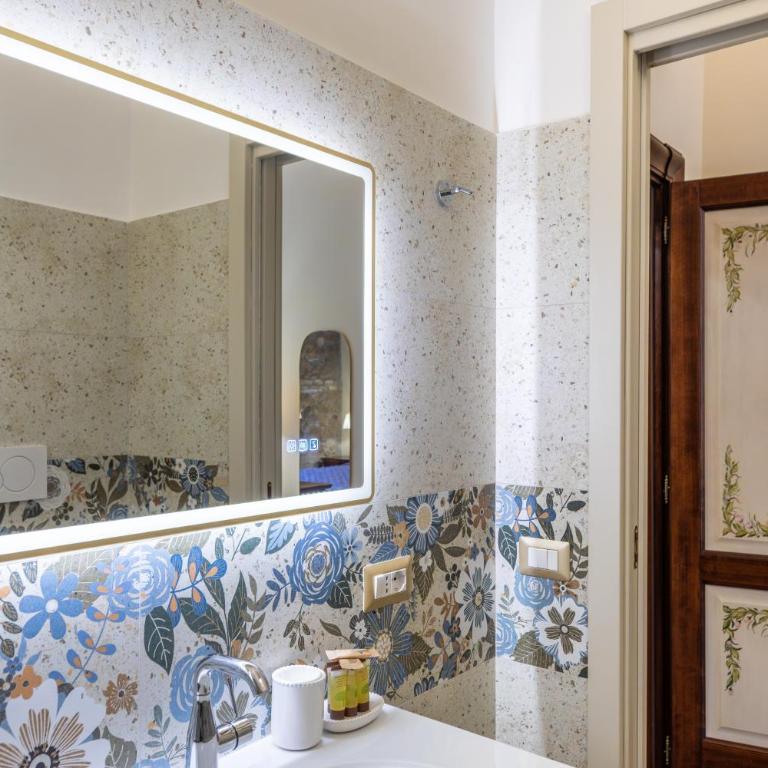 Queens Home In Rome - Appartamento Deluxe con 4 Camere da Letto - 11