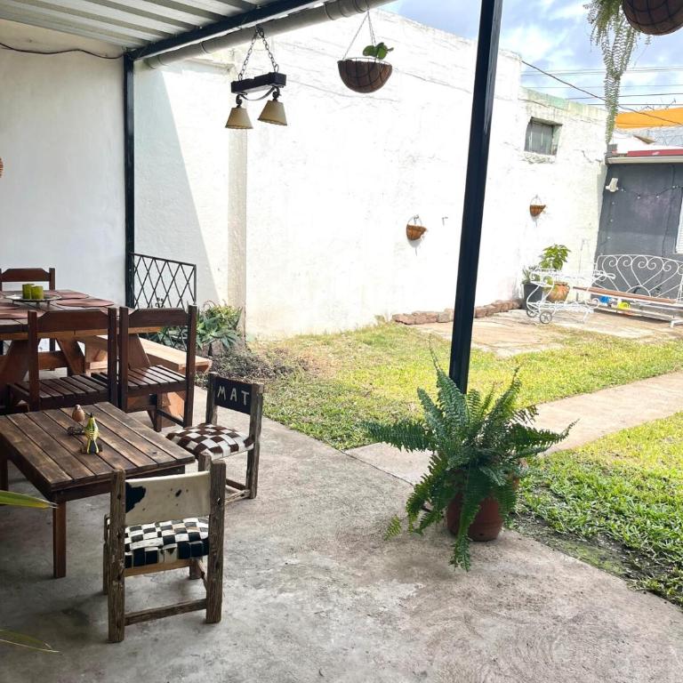 Casa, gran parrillero a pocos minutos de sitios turísticos - Two-Bedroom House - 18