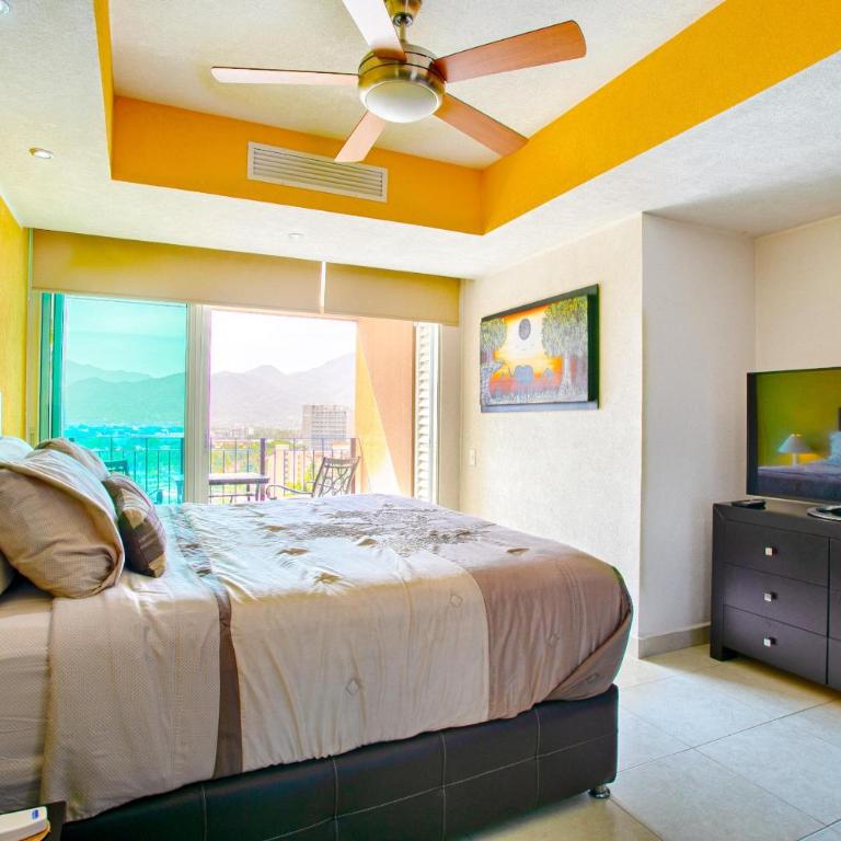 Pools, Gym and Restaurant, Beachfront 1BR - Vacation Home - 16