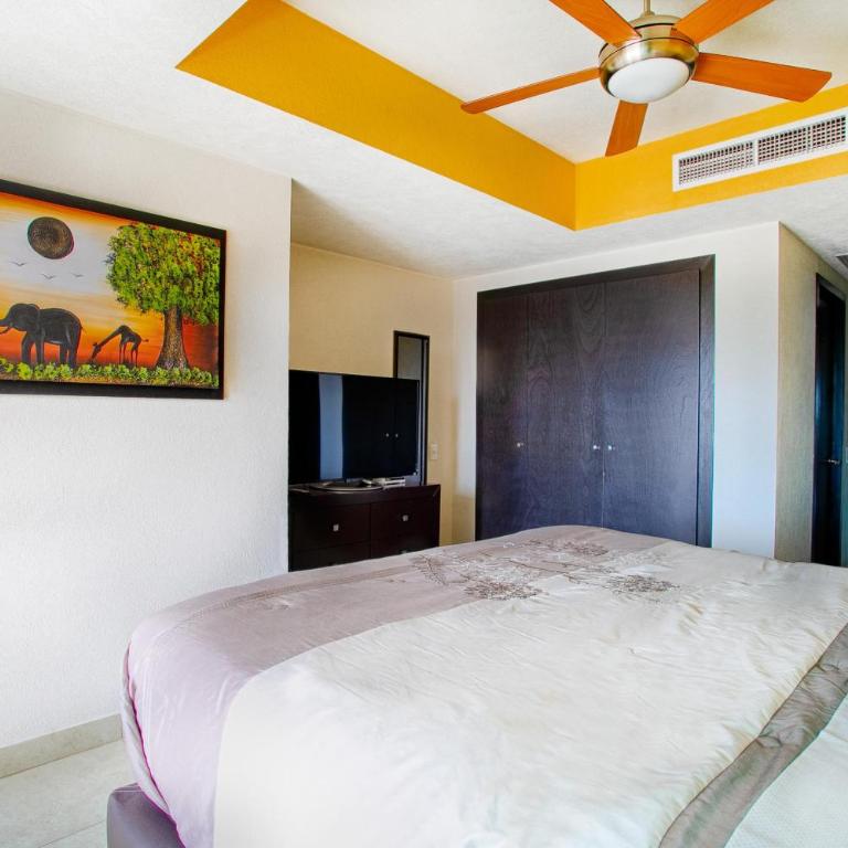 Pools, Gym and Restaurant, Beachfront 1BR - Vacation Home - 20