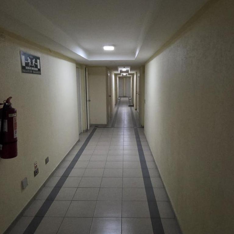Amoblados San Isidro - Apartamento con balcón - 36