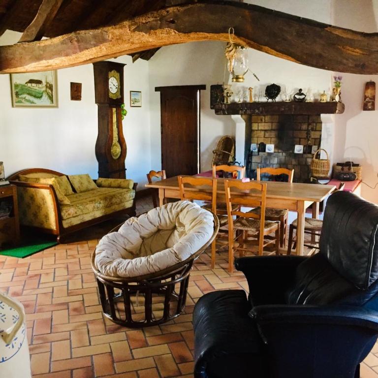 Charmante Bourrine avec Jardin Clôturé, à 3km de la Plage, Animaux Admis - FR-1-777-10 - Ferienhaus - 4