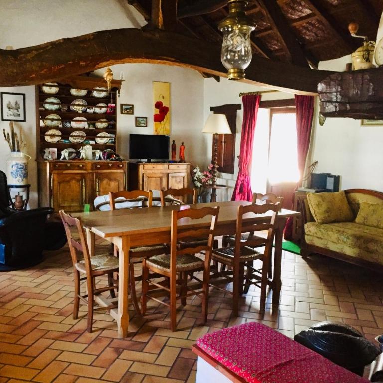 Charmante Bourrine avec Jardin Clôturé, à 3km de la Plage, Animaux Admis - FR-1-777-10 - Ferienhaus - 6