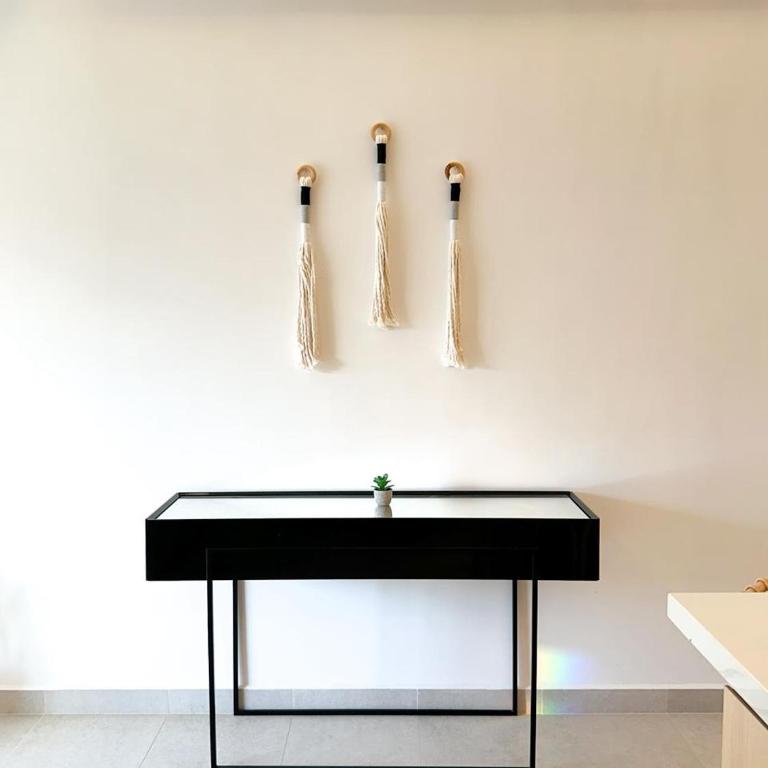 Zuhause Apartments 5th AV - Deluxe King Studio - 11