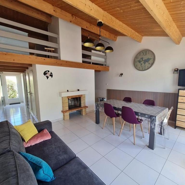 Maison avec Piscine Chauffée, Proche Mer et Commerces, pour 4/5 Pers., Animaux Admis - FR-1-777-22 - Vacation Home - 6