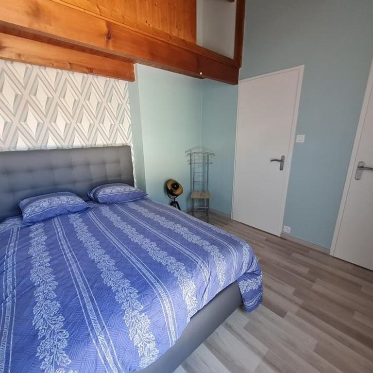 Maison avec Piscine Chauffée, Proche Mer et Commerces, pour 4/5 Pers., Animaux Admis - FR-1-777-22 - Vacation Home - 9